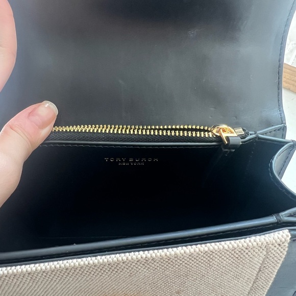 Tory Burch Leather/Canvas Small Eleanor Purse - Picture 5 of 6